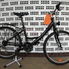 Vélo de ville sans marque 3x6 vitesses pour personnes environ 1m60 90€ (VENDU)