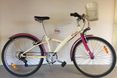 Btwin 24", 6 vitesses, pour enfant 10/12ans ou environ 1m50 (VENDU)